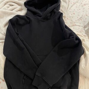 Aritzia TNA hoodie